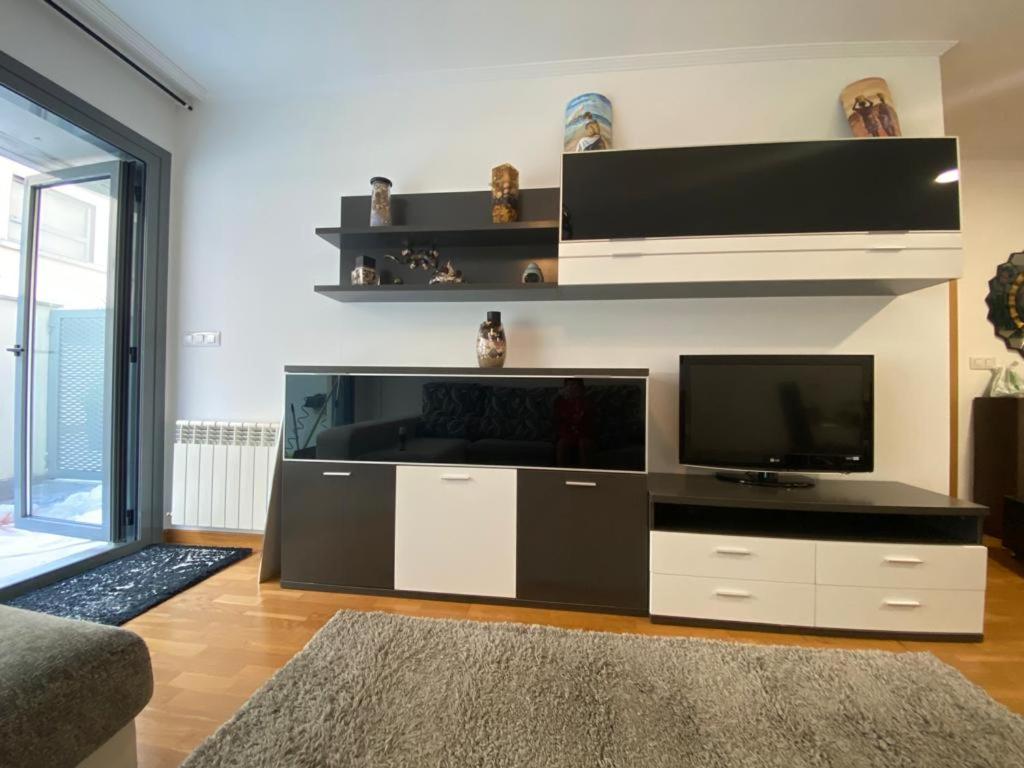 Piso Familiar Amplio Con Acceso Directo A La Playa Apartment Буеу Екстериор снимка