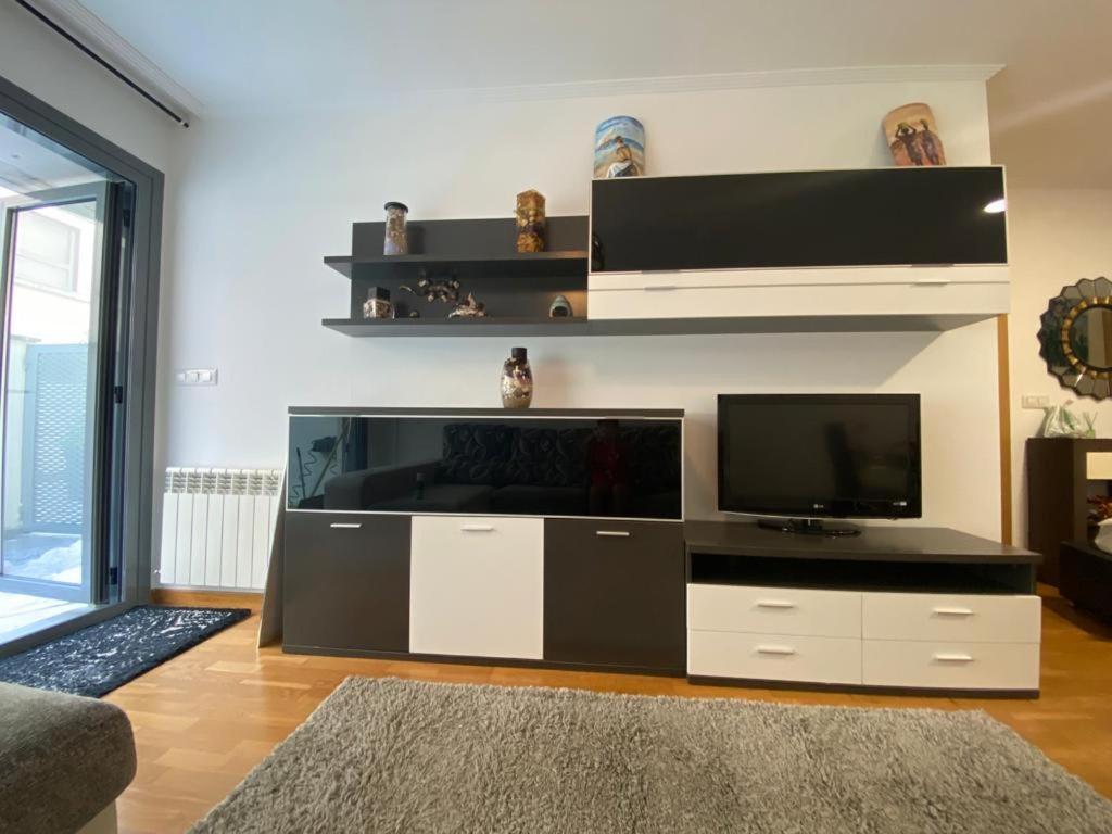 Piso Familiar Amplio Con Acceso Directo A La Playa Apartment Буеу Екстериор снимка